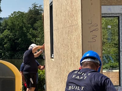 Projektaufnahme von Akademik Gold — Montage, Blockhaus, Innenausbau oder Visualisierung — Aufnahme 8 von 36